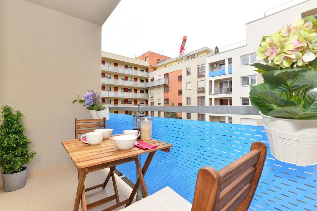 Laurel Bay Apartment Budapest Eksteriør billede