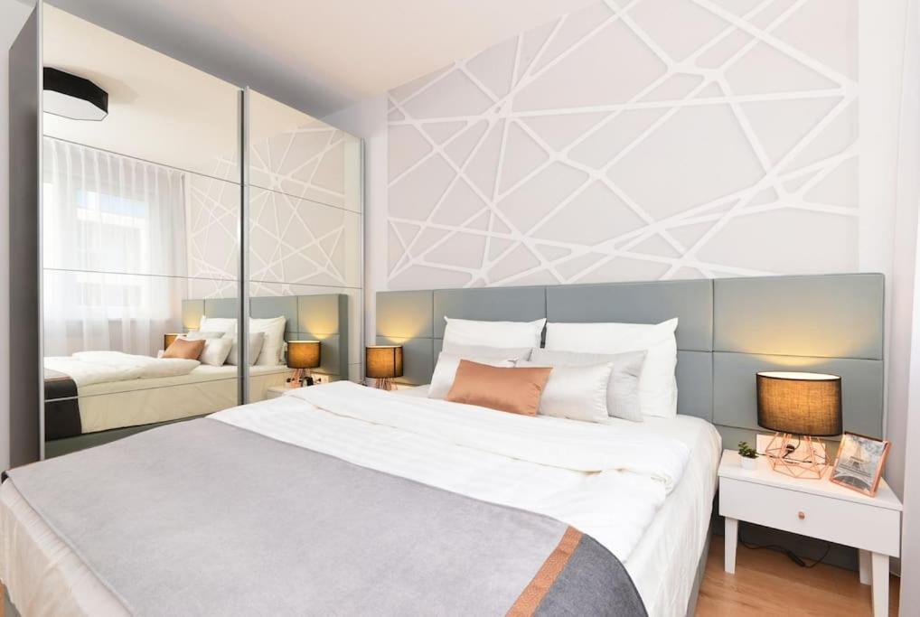 Laurel Bay Apartment Budapest Eksteriør billede