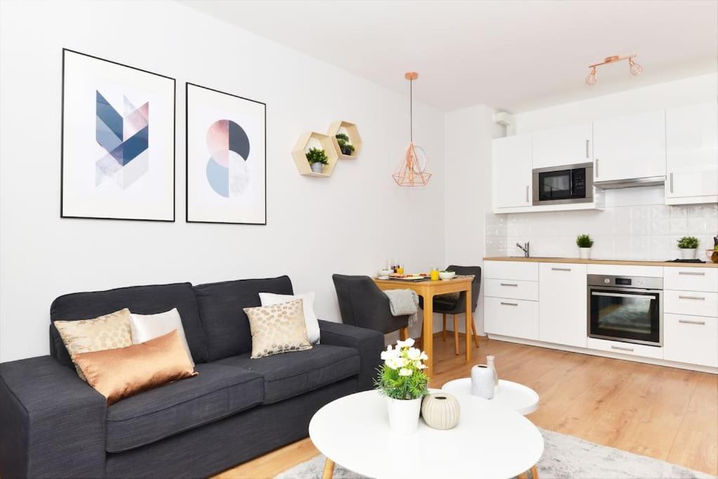 Laurel Bay Apartment Budapest Eksteriør billede