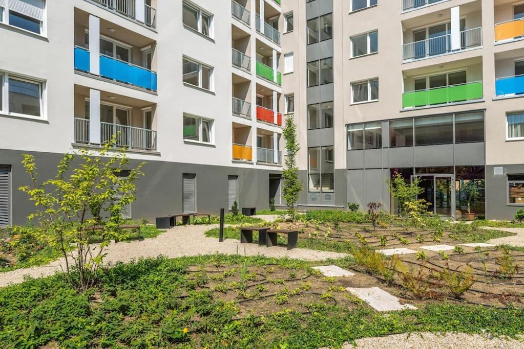 Laurel Bay Apartment Budapest Eksteriør billede